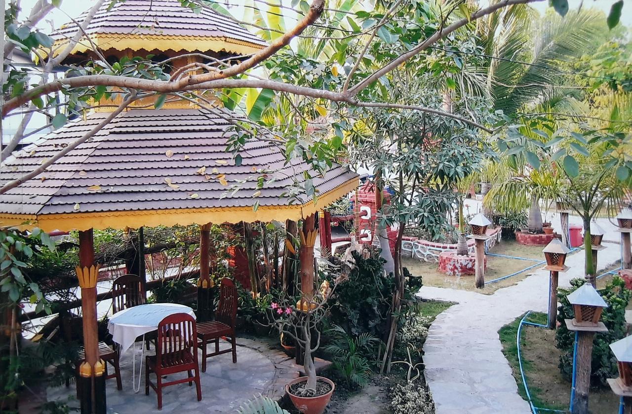 Golden Mandalay Hotel Екстер'єр фото